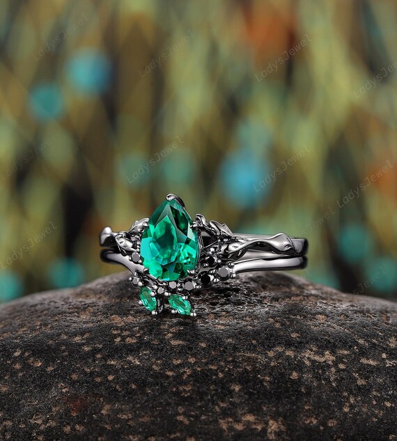 Ensemble bague de fiançailles émeraude vert larme, parure nuptiale