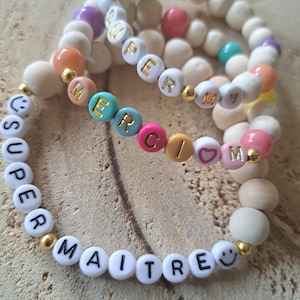 pulsera personalizada mensaje de regalo de fin de año escolar y colores de su elección o nombre maestra maestra aesh atsem cuentas de madera o vidrio