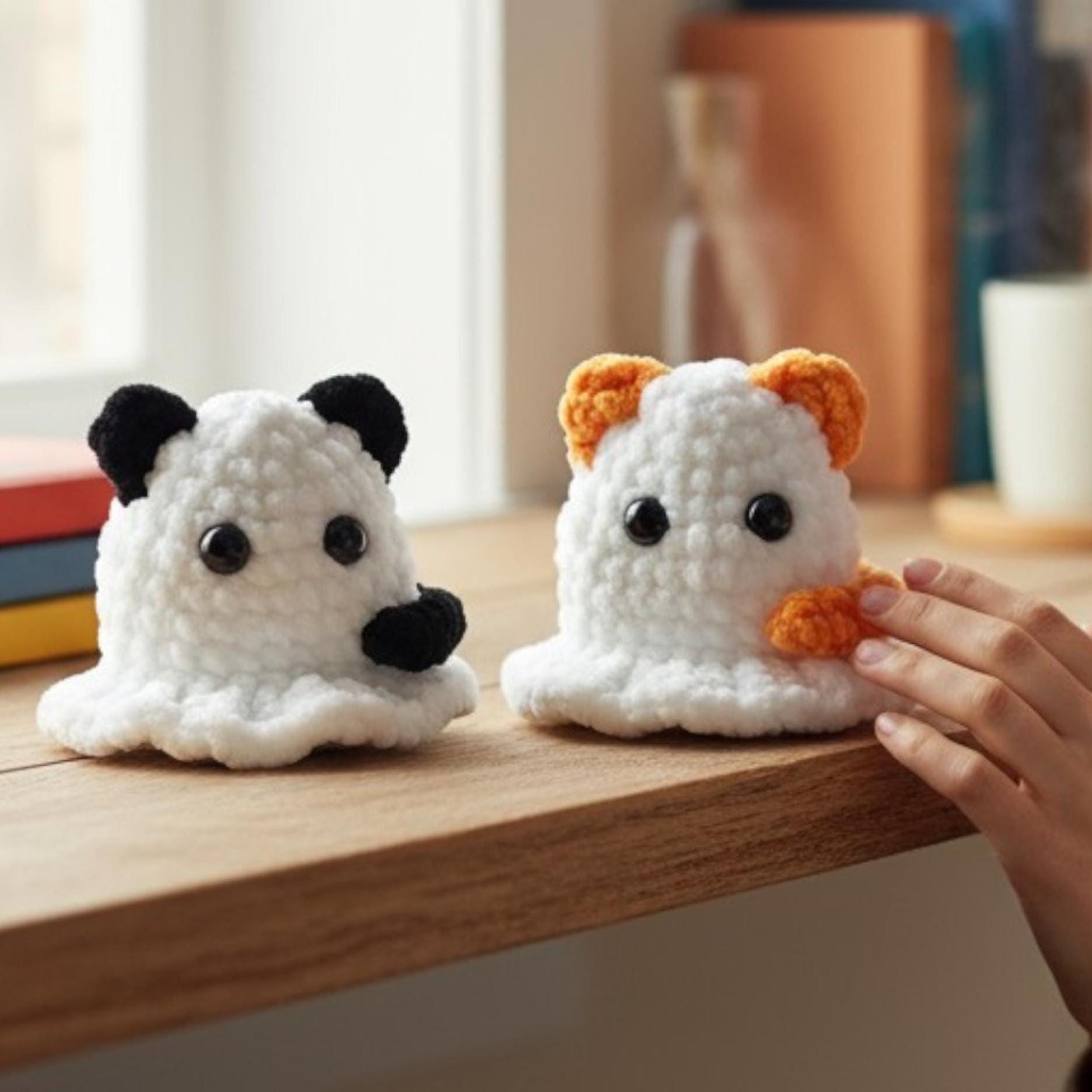 Ghost Cat Crochet Keychain Pattern for Halloween