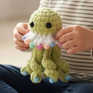 No Sew Jellyfish Crochet Pattern PDF Beginner Friendly Amigurumi Fidget Toy with Pony Beads