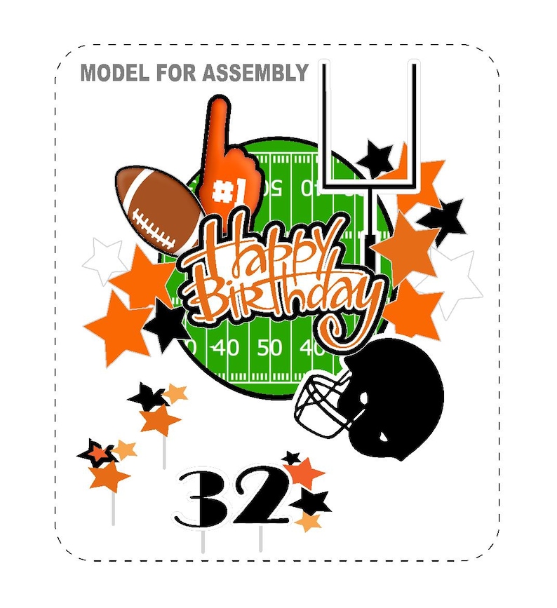 K&ouml;nnte beinhalten: Ein Fu&szlig;ball-Geburtstagsdekorationsset mit einem Football, einem Schaumstoff-Finger, einem Helm und Sternakzenten in Orange, Schwarz und Wei&szlig;. Die Worte "Happy Birthday" stehen in der Mitte, und die Zahl "32" befindet sich unten.