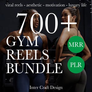 Puede incluir: Dos mujeres en un gimnasio, vestidas con ropa de entrenamiento, con el texto "700+ GYM REELS BUNDLE" en blanco sobre fondo negro. Los textos "MRR" y "PLR" están en círculos verdes.