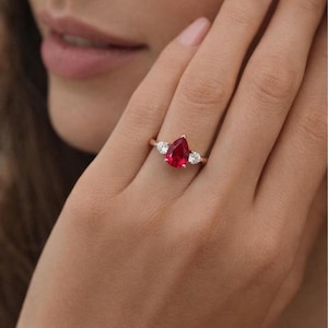 Vitnage Rubin Verlobungsring in 14K Gelbgold Vermeil - Vintage Rubin Art Deco Einzigartiger Versprechen Ring Juli Birthstone Jahrestags Geschenk für Sie