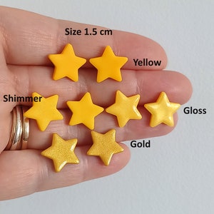 4 pairs of handheld star shaped stud earrings