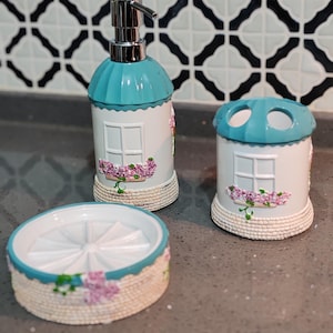 Handcrafted Resin Bathroom Set: Soap Dispenser, Toothbrush Holder, Soap Dish