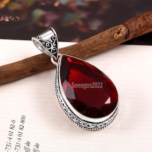 Garnet pendant,red gemstone pendant,925 sterling silver pendant,handmade pendant,gift for her,anniversary gift,vintage pendant