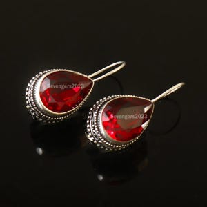 Orecchini con granato, orecchini fatti a mano, orecchini con granato rosso, orecchini in argento sterling 925, regalo per lei, orecchini da donna, regalo di compleanno, regalo di anniversario