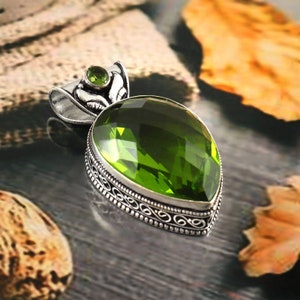 Colgante de peridoto, colgante de piedra preciosa verde, colgante de plata de ley 925, colgante hecho a mano, joyería de peridoto, regalo para ella/él, regalo de aniversario