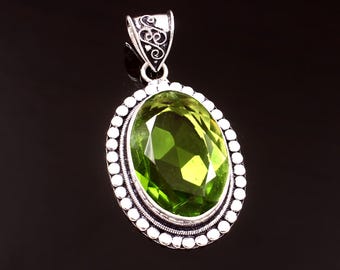 Peridot pendant, green gemstone pendant, 925 sterling silver pendant, handmade pendant, peridot jewelry, gift for her/him, anniversary gift