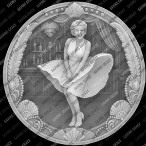 Könnte beinhalten: Ein kreisförmiges graues Relief mit einer zentralen Figur in einem plissierten Neckholder-Kleid mit ausgestelltem Rock. Die Figur ist von einem verzierten Rand aus Muscheln, Perlen und Blättern umgeben, vor einem Hintergrund mit Bar und Flaschen.