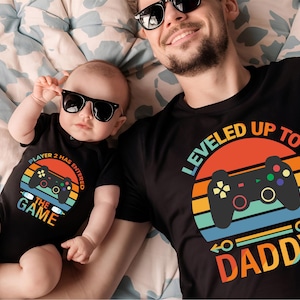 T-shirt pour nouveau papa, chemise papa pour la première fois, t-shirt fête des pères, nivelé jusqu&#39;à papa, t-shirt papa joueur, chemise assortie papa et fils, promu papa