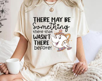 Disney Graviditetsavslöjningströja, Mrs. Potts Graviditetströja, Skönheten och Odjuret Nyblivna Mamma-tröja, Det Kan Finnas Något Där-tröja