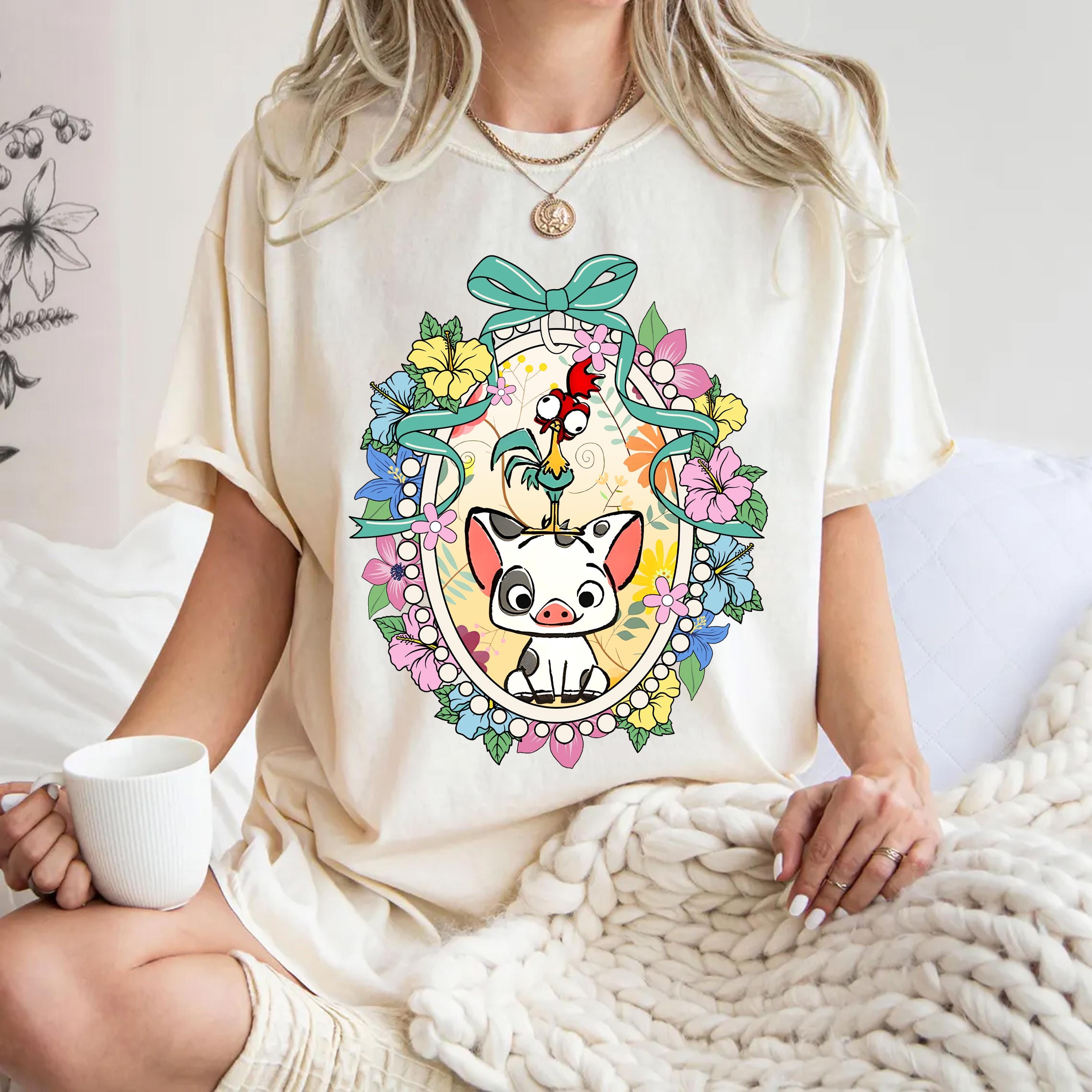 Hei Hei And Pua Coquette Shirt, Disney Moana Floral T-Shirt, Magic Kingdom Sweatshirt, Moana Characters Tee, Princess Girls Trip Sweater