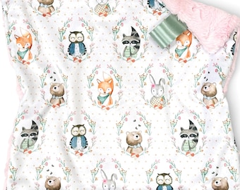 Couverture Lovey Animaux des bois | Couverture de sécurité pour bébé animal de la forêt |  Cadeau de naissance pour fille | Lovey fait main pour bébé | Pépinière des bois