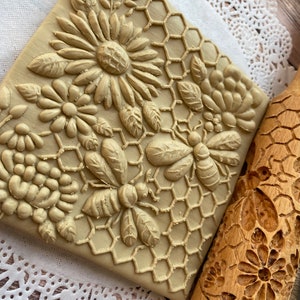 Rolling pin embossed rolling pin best rolling pin Honeycomb image 5