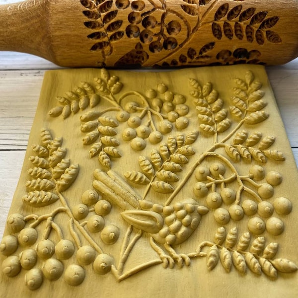 Engraved rolling pin - embossed rolling pin - patterned rolling pin - rowan and bird