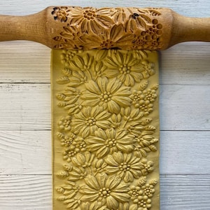 Embossed rolling pin Engraved rolling pin wooden rolling pin Flower pattern for clay and cookie image 4