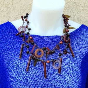 Collier en bois polyvalent fait main, collier en bois marron et bordeaux, collier de noix de coco unique, collier d&#39;automne deux en un, collier original