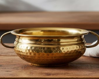 Cuenco Urli de latón puro martillado – Cuenco decorativo festivo para flores / Centro de mesa de decoración india para el hogar / Urli flotante para flores / Cuenco de latón de 900 ml