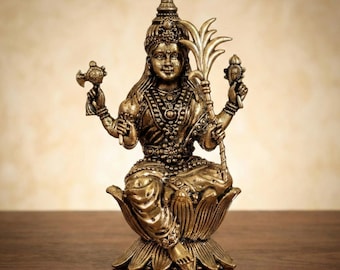 Messing Lalita Devi Rajarajeshwari Idol | Handgefertigte Hindu Göttin Statue | 4-Zoll-Messing Murti | Home Tempel & Pooja Dekor