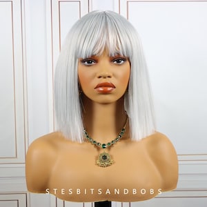 White Short Straight Hair Wigs with Bangs Party Cosplay Fashion Nature Wig