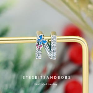 Joyería DIY con cuentas de letras de plata S925 con la letra N y una mariposa que brilla en la oscuridad compatible con Pandora