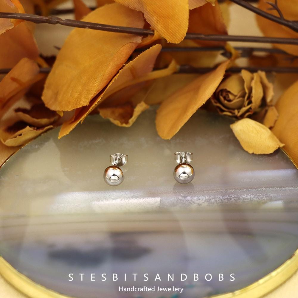 ピアス Matte Finished Sterling Silver Bubble / Shower Stud Earring S925 Sterling Silver Bubble Earrings Round Smooth Earrings