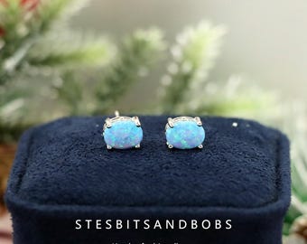 S925 Silver Stud Earrings with Shiny Oval Four - Claw Inlaid Australian Opal OPAL Earring, Ear Jewelry