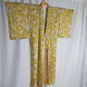 Japan Kimono,Silk Kimono,Vintage Kimono,floral design Kimono