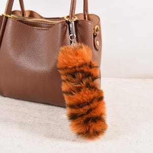 Faux Fur Tail Keychain, Fluffy Vegan Fox Tail Bag Charm & Tassel, Long Pom Pom Keyring for Purse Backpack Luggage, Cosplay Costume Accessory