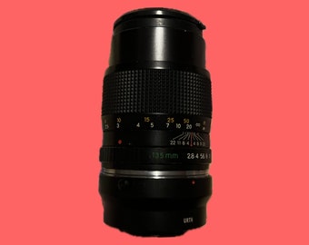 Yashica DSB 135mm f/2.8 Lens - Vintage Telephoto Lens - Ideaal voor Portretfotografie en Natuurfotografie