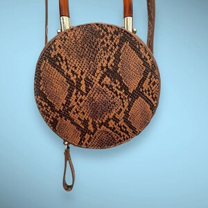 Round Mini Circle Crossbody Purse Bag With Handle in Tan Faux Python Snake - NEW image 3