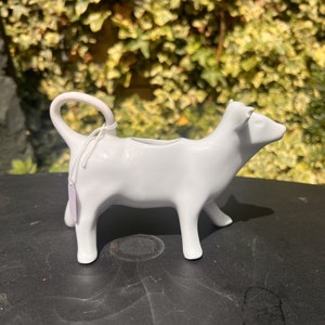 White Porcelain Cow Creamer French Pillivuyt Serving Sauce Jug 6.5x5” Vtg Flawed