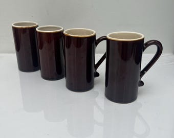 Tazas vintage de cerámica esmaltada: marrón y crema, juego de 4
