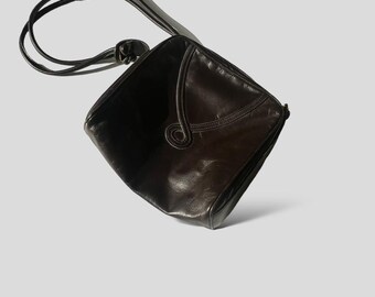 PELE GENUINA Brown Leather Double Strapped Cross -body bag