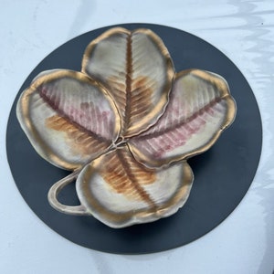 Bandeja para platos de cerámica italiana con trébol de cuatro hojas, rosa y dorado, 17 x 6 cm, n.º 983, usada, muy bien conservada