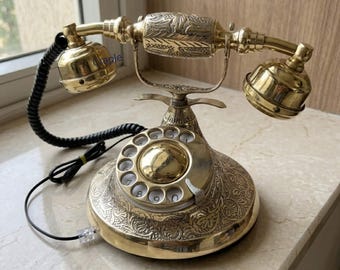 Graviertes Messing Wählscheibe Telefon, Funktionales Empfänger Antikes Tischtelefon, Festnetz im viktorianischen Stil