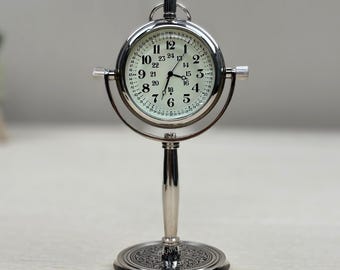 Luxus Messing Tischuhr mit abnehmbarer Taschenuhr, personalisiertes Vintage graviertes Geschenk für Ihn