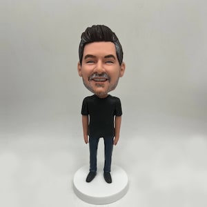 Customized Bobblehead,   Bobble head custom Figurines , Bobbleheads couple, Custom Bobblehead, bobblehead custom, custom gift