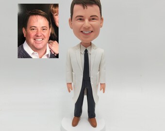 Bobbleheads custom,bobbleheads custom graduation, Birthday Gifts For Doctor, Surgeon, Dentist,doctor graduation gift