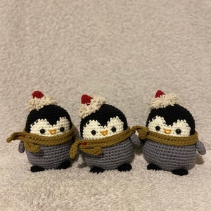 Mini Weihnachts-Pinguin Plüsch, Pinguin-Babyparty: HANDGEMACHTE Kuscheltiere, minimalistisches Dekor, umweltfreundliches Baby-Weihnachtsgeschenk