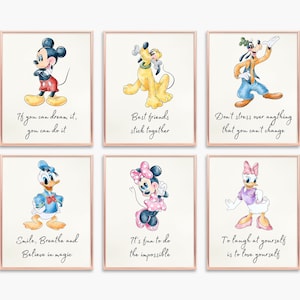 Stampe con citazioni classiche di Topolino e i suoi amici - Set di 6 stampe digitali da parete colorate per la cameretta dei bambini, download immediato