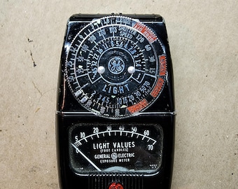 Medidor de exposición a luz GE antiguo