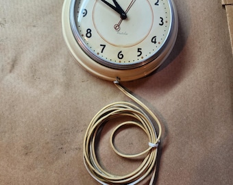 Mid Century Westclox kitchen clock