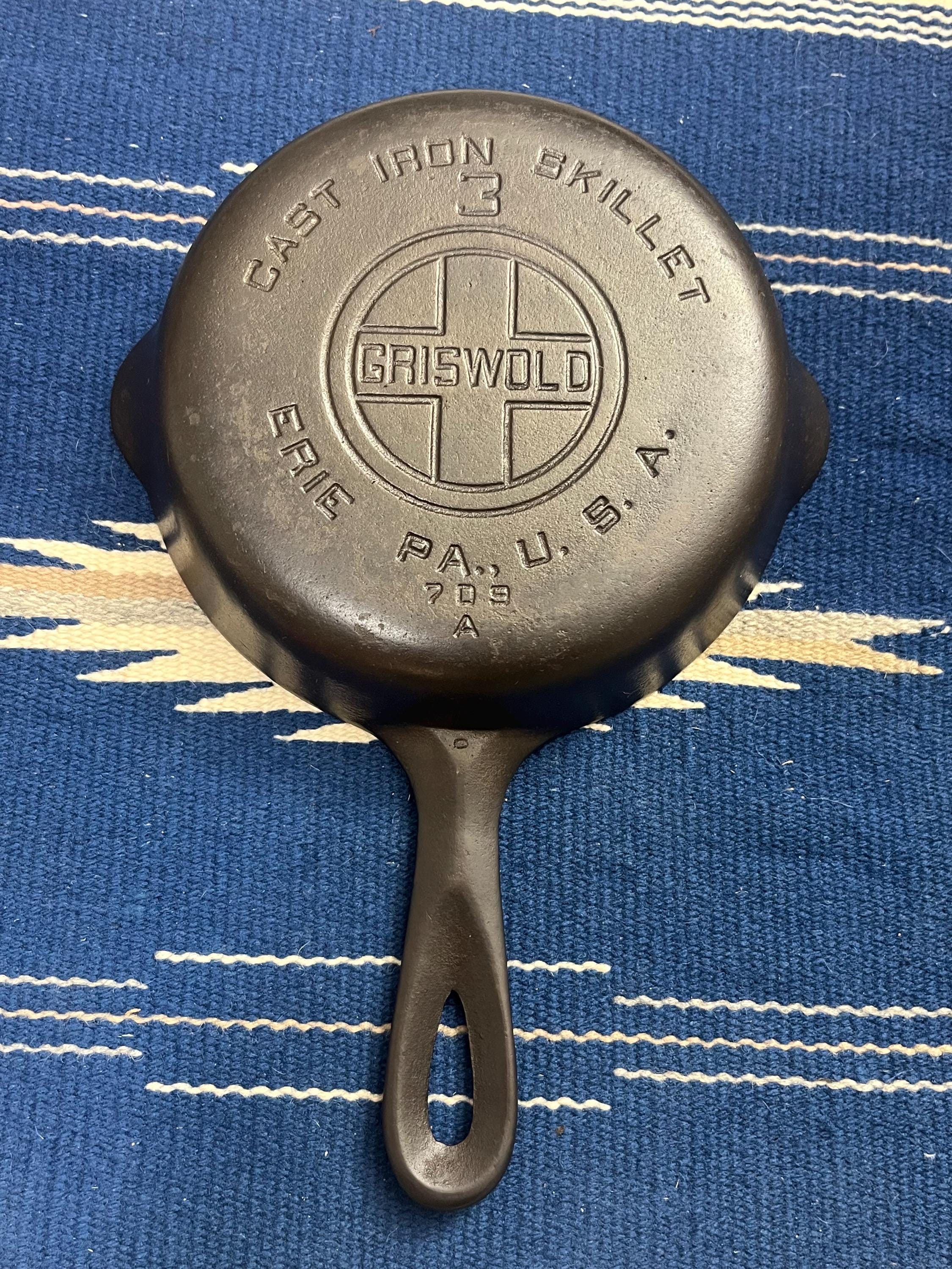Griswold #3 Large Block Logo Skillet
