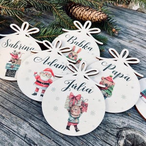 Custom Christmas baubles with name, CHRISTMAS gift tags, wood snowflake decoration,  wood Christmas Decor, Christmas tree pendant