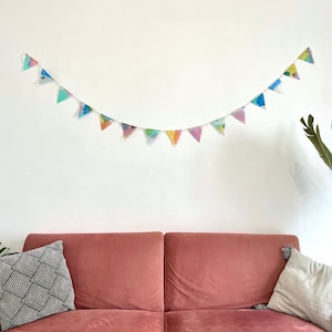 Banderines de plástico reciclado para fiestas, banderines triangulares personalizados hechos a mano, decoración impermeable para exteriores, guarderías, paredes, colgantes y hogar