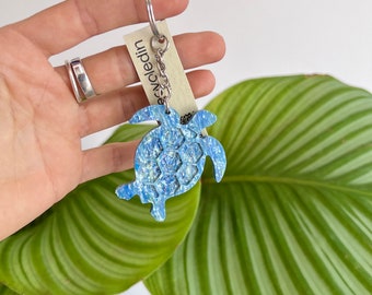 Microplastic turtle keychain | Eco-friendly Trinket from Recycled Plastic | Handmade of Sustainable Material | Choose Your Own Name