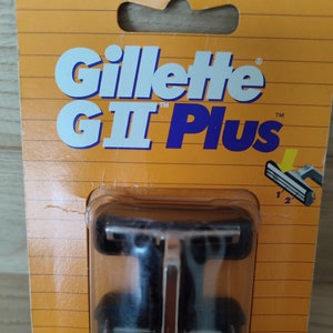 Gillette GII Plus Vintage set NOS with 2 cartridges