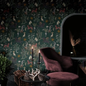 Seltsame Mittelalter Tapete | Stimmungsvolles Dunkelgrünes Schlafzimmer Badezimmer | Abnehmbar, Peel and Stick, Prepasted | Esoterische botanische Whimsigoth Katzen